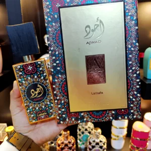Lattafa Perfumes Ajwad en Estuche de Lujo